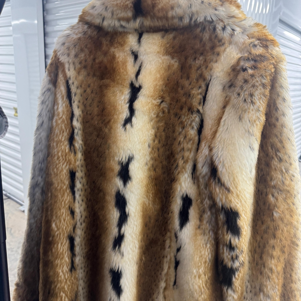 Pamela McCoy Faux Lynx Bobcat Fur Coat, Elegant Faux Fur Coat Vegan Sz Large - Picture 13 of 17